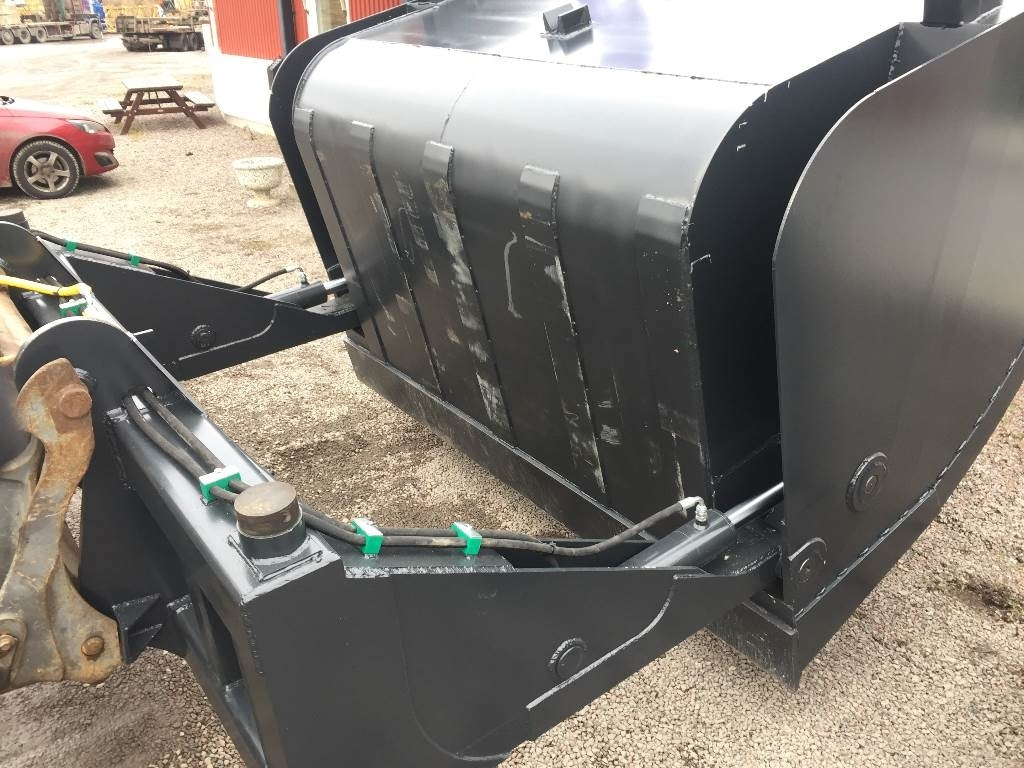 Högtippande Skopa 5 Kubik Hightipp - Loader bucket for Construction machinery: picture 4 Högtippande Skopa 5 Kubik Hightipp - Loader bucket for Construction machinery: picture 4