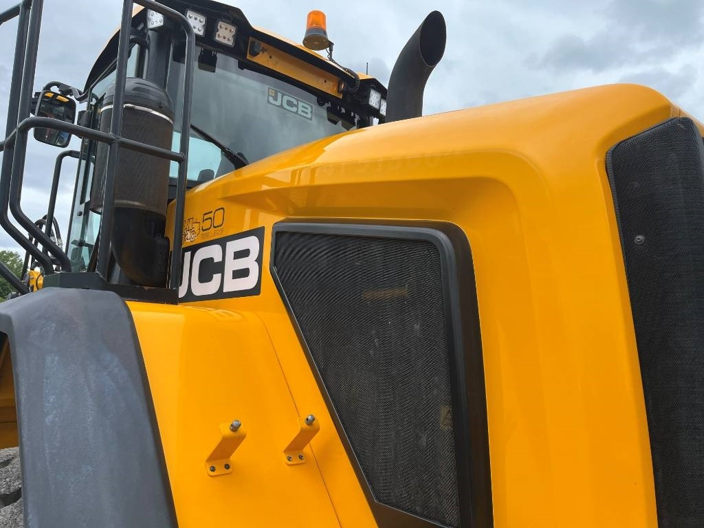 Wheel loader JCB 437 S5 HT: picture 10