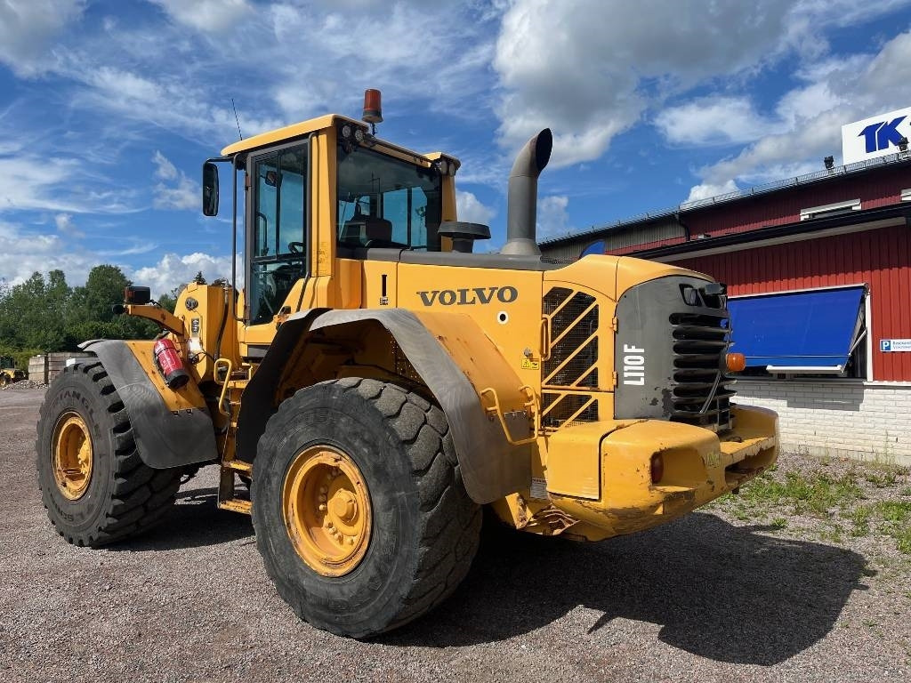 Volvo L 110 F - Wheel loader: picture 2 Volvo L 110 F - Wheel loader: picture 2