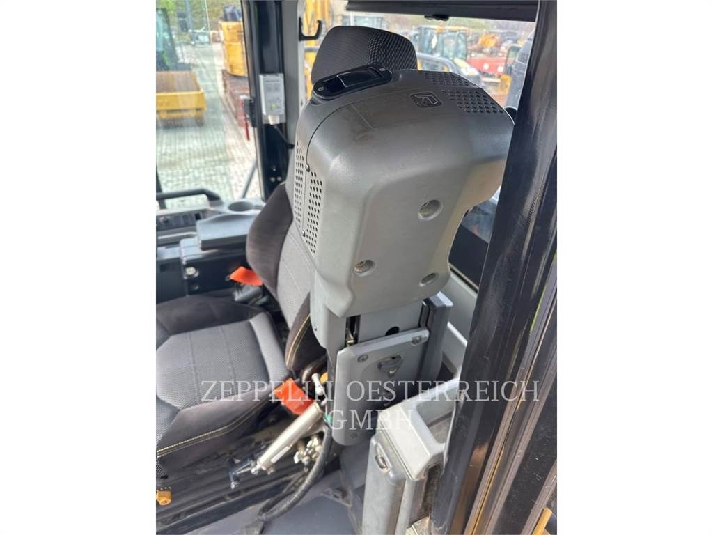 Wheel loader CAT 966-14: picture 12 Wheel loader CAT 966-14: picture 12