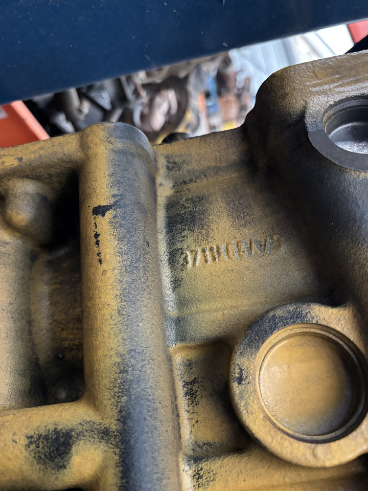 CAT C6.6 666-3106953 Blok Silnika CZĘŚCI - Cylinder block for Agricultural machinery: picture 4 CAT C6.6 666-3106953 Blok Silnika CZĘŚCI - Cylinder block for Agricultural machinery: picture 4