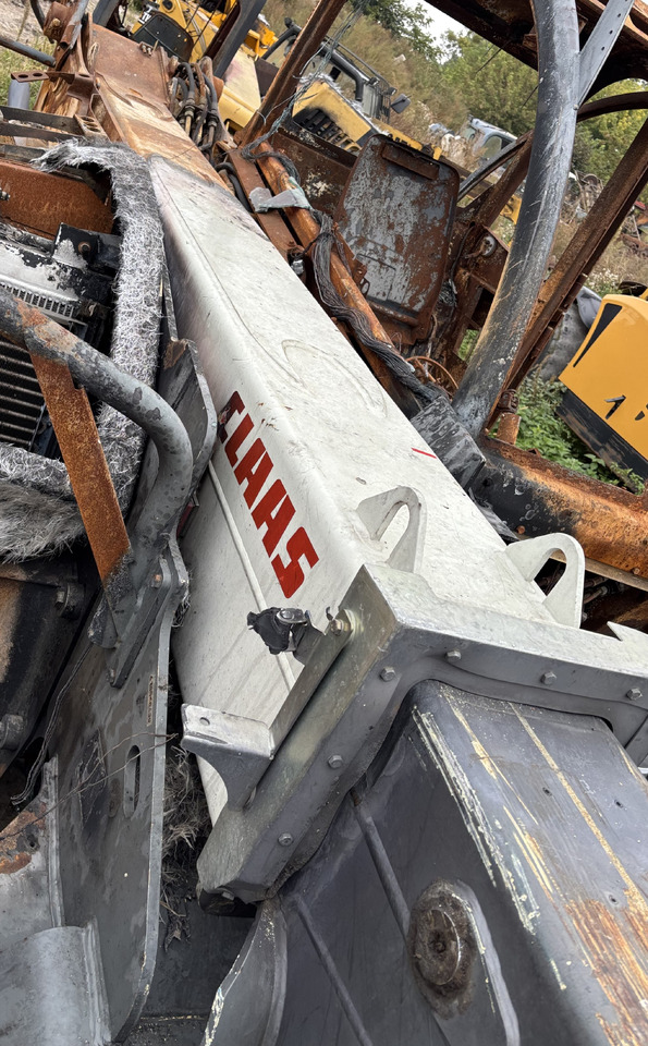 CLAAS Scorpion 7044 Siłownik Wywracania Wyrównawczy - Hydraulic cylinder for Agricultural machinery: picture 1 CLAAS Scorpion 7044 Siłownik Wywracania Wyrównawczy - Hydraulic cylinder for Agricultural machinery: picture 1