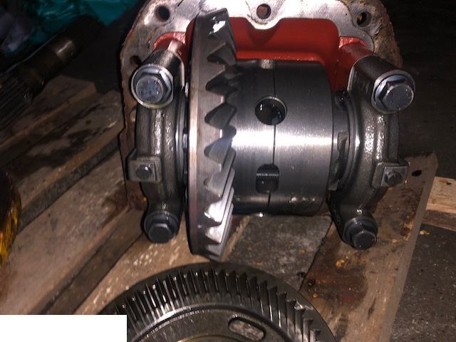 Carraro Mechanizm Róźnicowy - Differential gear for Agricultural machinery: picture 1 Carraro Mechanizm Róźnicowy - Differential gear for Agricultural machinery: picture 1