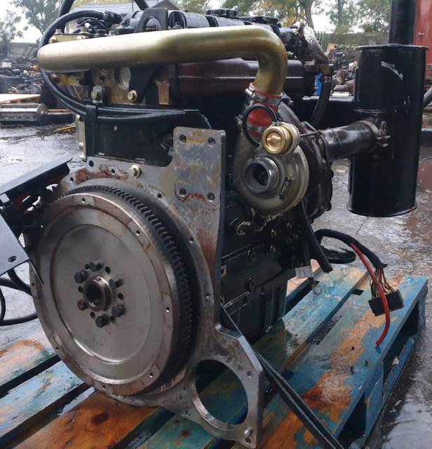 Caterpillar 3054E - Blok Cylindrów - Cylinder block for Construction machinery: picture 2 Caterpillar 3054E - Blok Cylindrów - Cylinder block for Construction machinery: picture 2