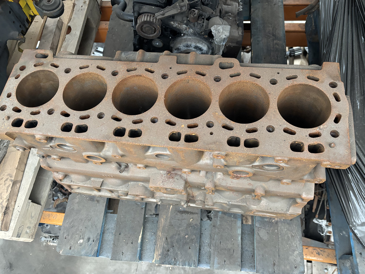 Caterpillar CAT C6.6 Blok Silnika 306-6845 - Cylinder block for Agricultural machinery: picture 5 Caterpillar CAT C6.6 Blok Silnika 306-6845 - Cylinder block for Agricultural machinery: picture 5