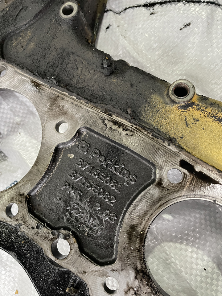 Caterpillar Cat Perkins 1106D C6.6 - obudowa rozrządu 3716E081 - Engine and parts for Construction machinery: picture 2 Caterpillar Cat Perkins 1106D C6.6 - obudowa rozrządu 3716E081 - Engine and parts for Construction machinery: picture 2