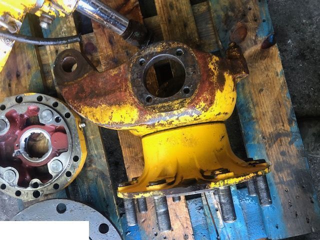 Caterpillar TH - Piasta - Wheel hub for Agricultural machinery: picture 2 Caterpillar TH - Piasta - Wheel hub for Agricultural machinery: picture 2