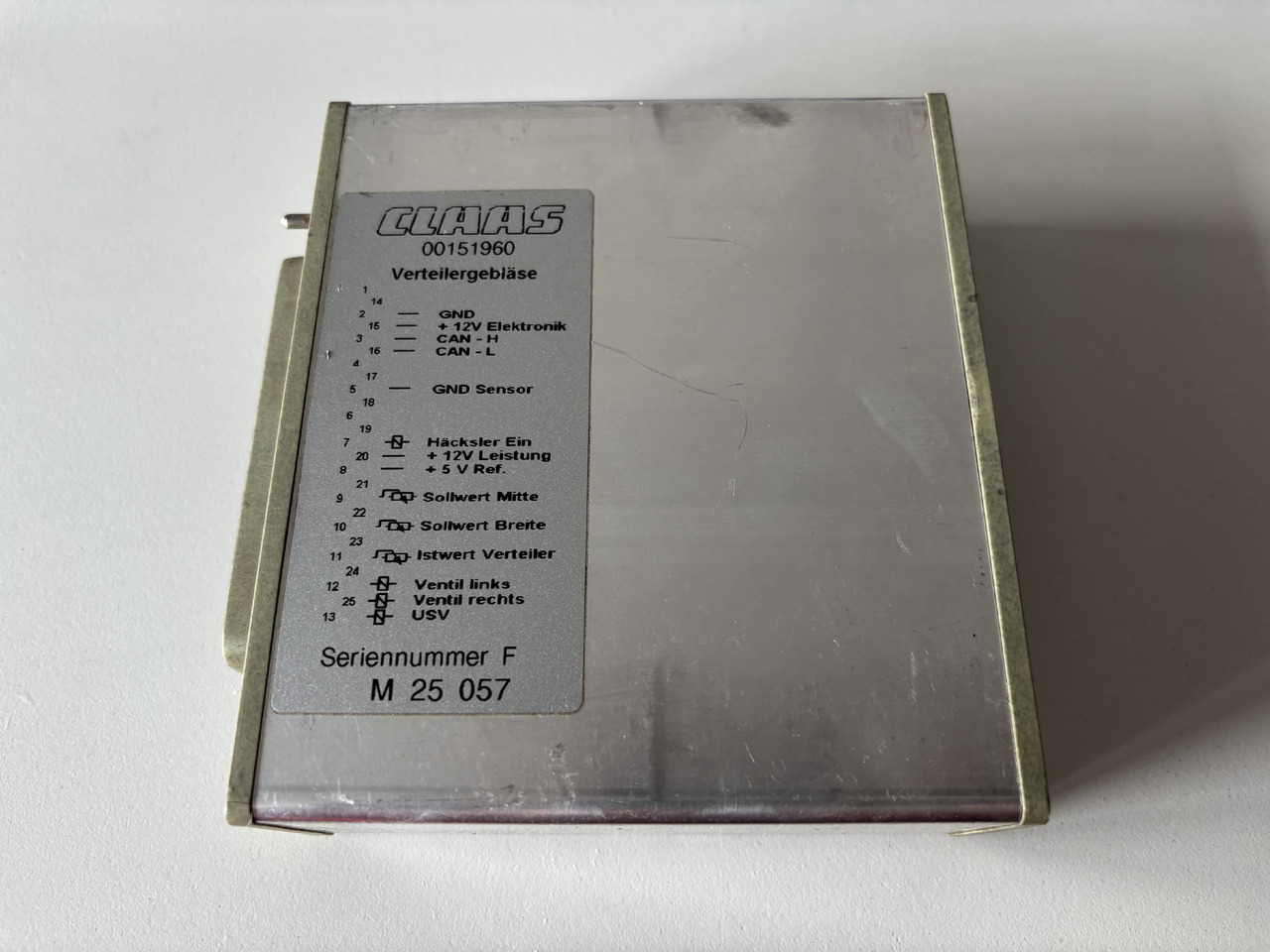 Claas LEXION 580 Moduł Serownik 00 0015 196 0 00151960 - ECU for Combine harvester: picture 1 Claas LEXION 580 Moduł Serownik 00 0015 196 0 00151960 - ECU for Combine harvester: picture 1