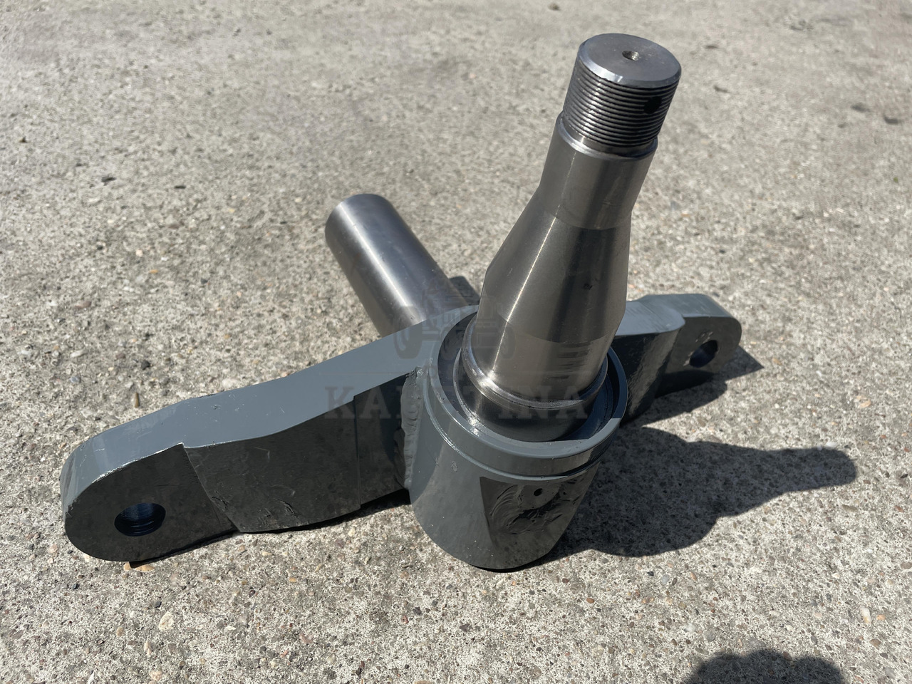 Claas Lexion 410 430 450 460 510 530 540 560 - zwrotnica tylnej osi 0006694240 669424.01 - Steering knuckle for Agricultural machinery: picture 1 Claas Lexion 410 430 450 460 510 530 540 560 - zwrotnica tylnej osi 0006694240 669424.01 - Steering knuckle for Agricultural machinery: picture 1