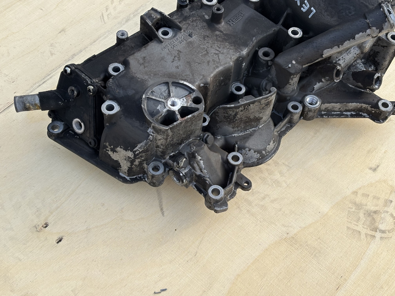 Claas Lexion 780 Obudowa, chłodnica oleju, Obudowa filtra paliwa A541188 A541092 - Oil cooler for Agricultural machinery: picture 2 Claas Lexion 780 Obudowa, chłodnica oleju, Obudowa filtra paliwa A541188 A541092 - Oil cooler for Agricultural machinery: picture 2