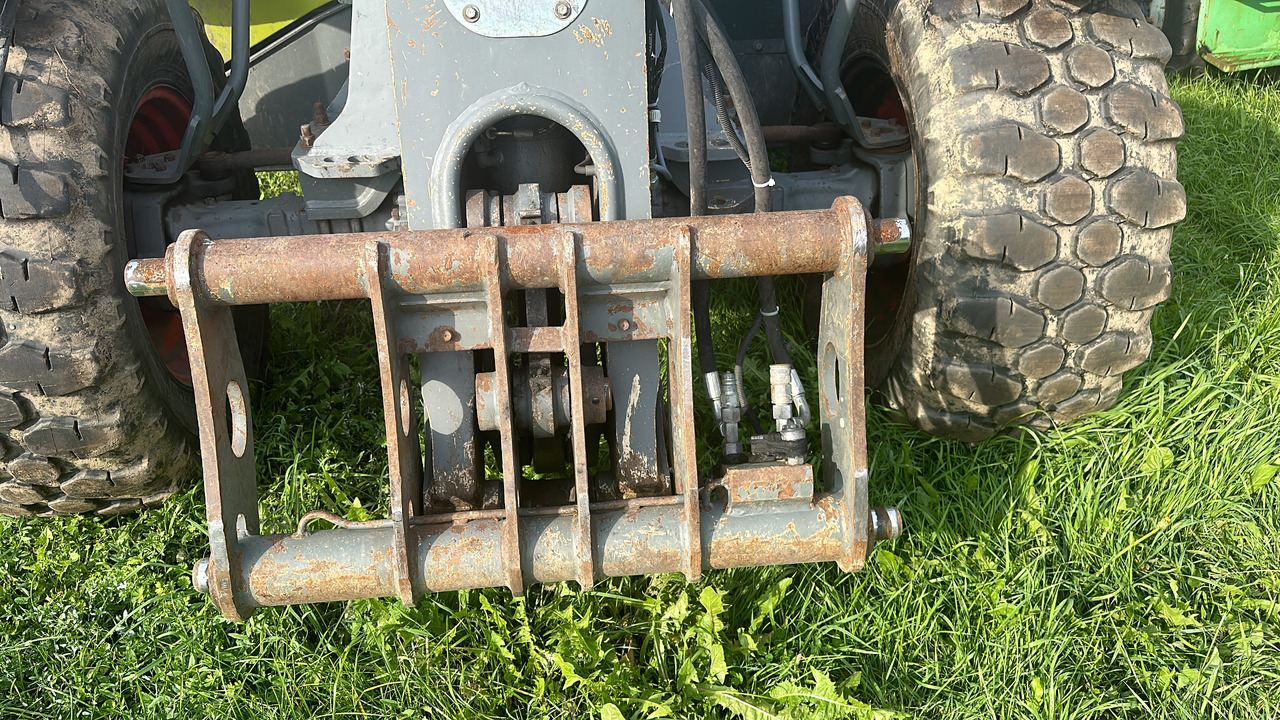 Claas Scorpion Karetka adapter nośnik narzędzi - Quick coupler for Agricultural machinery: picture 1 Claas Scorpion Karetka adapter nośnik narzędzi - Quick coupler for Agricultural machinery: picture 1