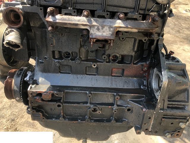 Deutz TCD 2013 L04 2V - Blok - Cylinder block for Agricultural machinery: picture 2 Deutz TCD 2013 L04 2V - Blok - Cylinder block for Agricultural machinery: picture 2