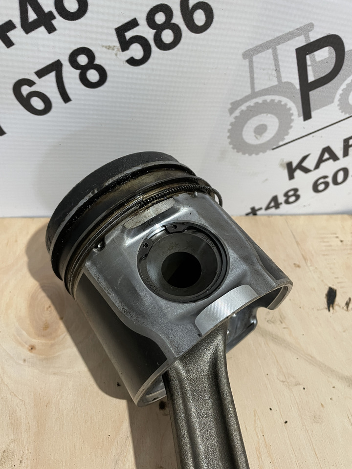 Fendt 936 Deutz Agrotron Volvo D7E TCD2013L064V TCD2013L64V TCD2013 7,2L - tłok 04904808 - Connecting rod for Agricultural machinery: picture 2 Fendt 936 Deutz Agrotron Volvo D7E TCD2013L064V TCD2013L64V TCD2013 7,2L - tłok 04904808 - Connecting rod for Agricultural machinery: picture 2