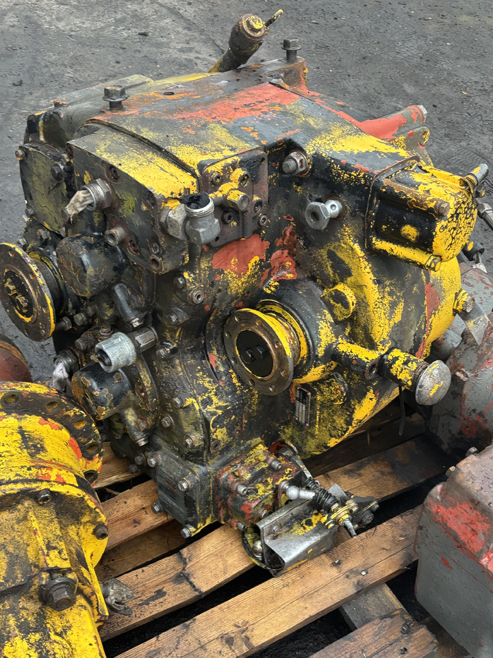 Hanomag 422 Skrzynia Biegów Do Ładowarki kołowej Hanomag 55 D 55D - Gearbox for Agricultural machinery: picture 1 Hanomag 422 Skrzynia Biegów Do Ładowarki kołowej Hanomag 55 D 55D - Gearbox for Agricultural machinery: picture 1