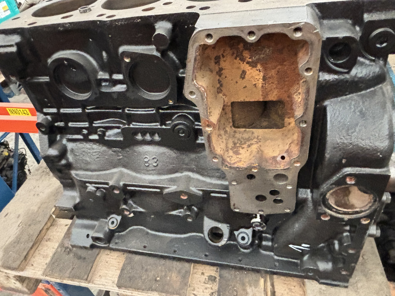 IVECO New Holland Tector / B3.9 Blok Silnika F4AE3481B 4896382 2830081 - Cylinder block for Agricultural machinery: picture 4 IVECO New Holland Tector / B3.9 Blok Silnika F4AE3481B 4896382 2830081 - Cylinder block for Agricultural machinery: picture 4