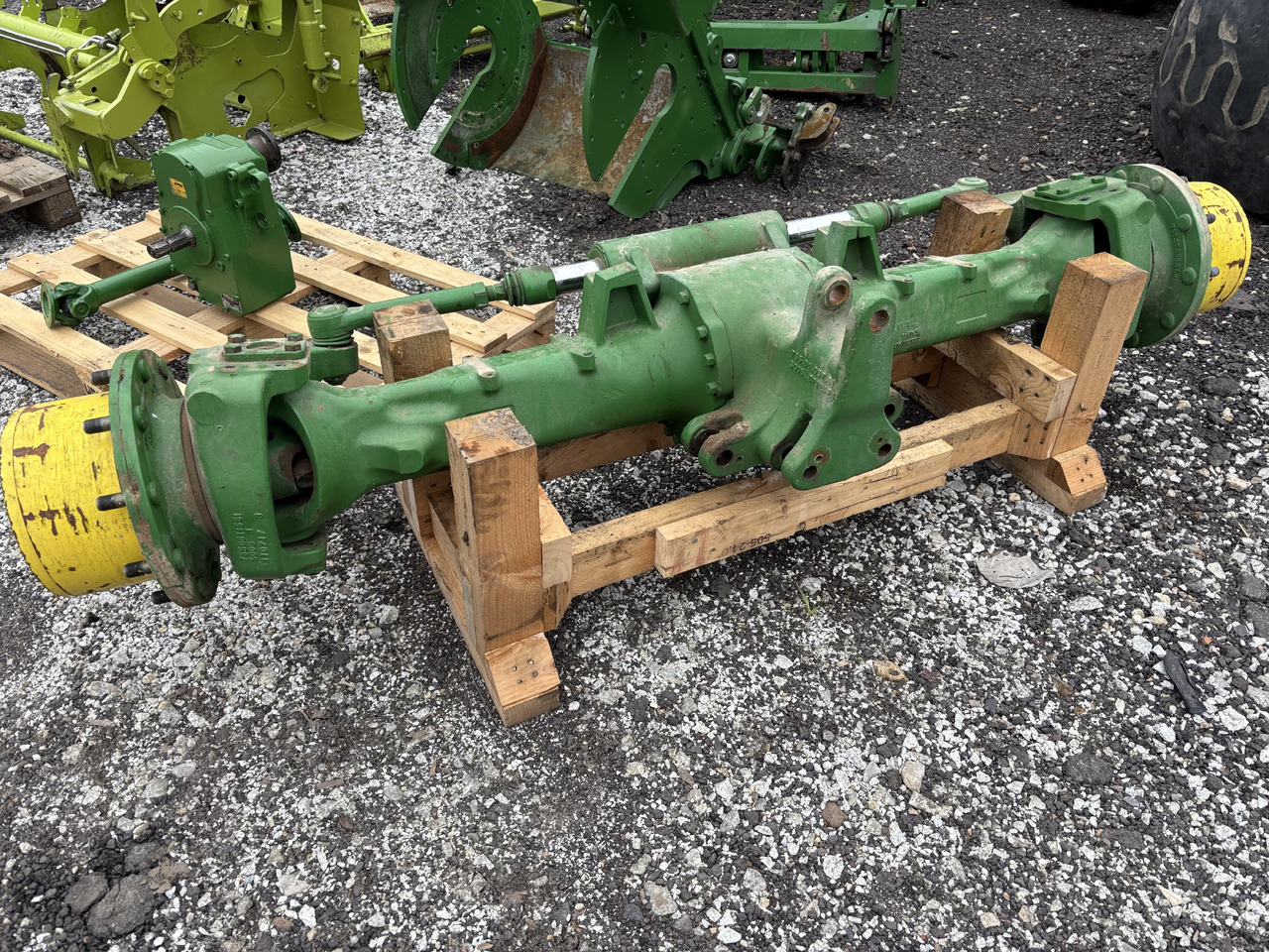 John Deere 6175 6195 6215 6R 175 195 215 Obudowa Przedniego Mostu Lewa Strona AL224325 - Axle and parts for Agricultural machinery: picture 1 John Deere 6175 6195 6215 6R 175 195 215 Obudowa Przedniego Mostu Lewa Strona AL224325 - Axle and parts for Agricultural machinery: picture 1