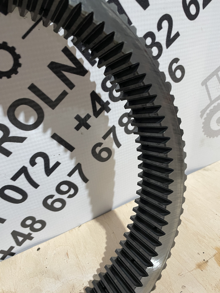 John Deere 6300 6100 6200 6400 - koło koronowe skrzyni biegów R122146 - Gearbox and parts for Agricultural machinery: picture 2 John Deere 6300 6100 6200 6400 - koło koronowe skrzyni biegów R122146 - Gearbox and parts for Agricultural machinery: picture 2