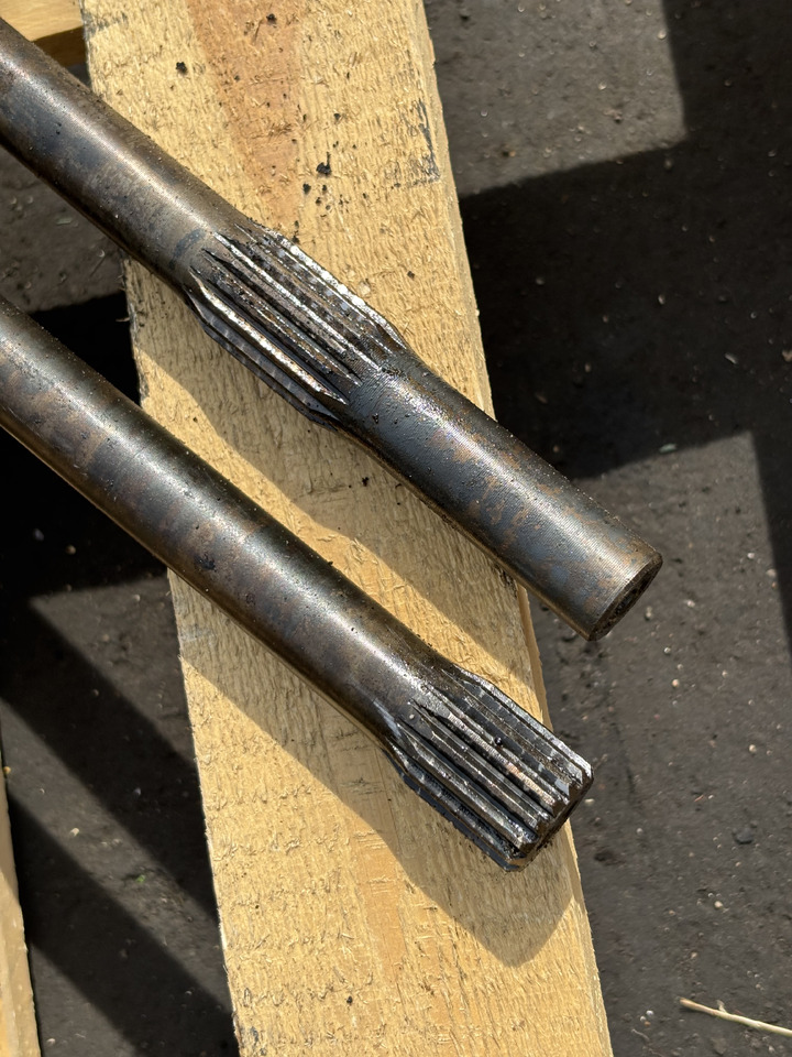 John Deere 6630 Wał Napędowy L76571 L76924 - Drive shaft for Agricultural machinery: picture 2 John Deere 6630 Wał Napędowy L76571 L76924 - Drive shaft for Agricultural machinery: picture 2