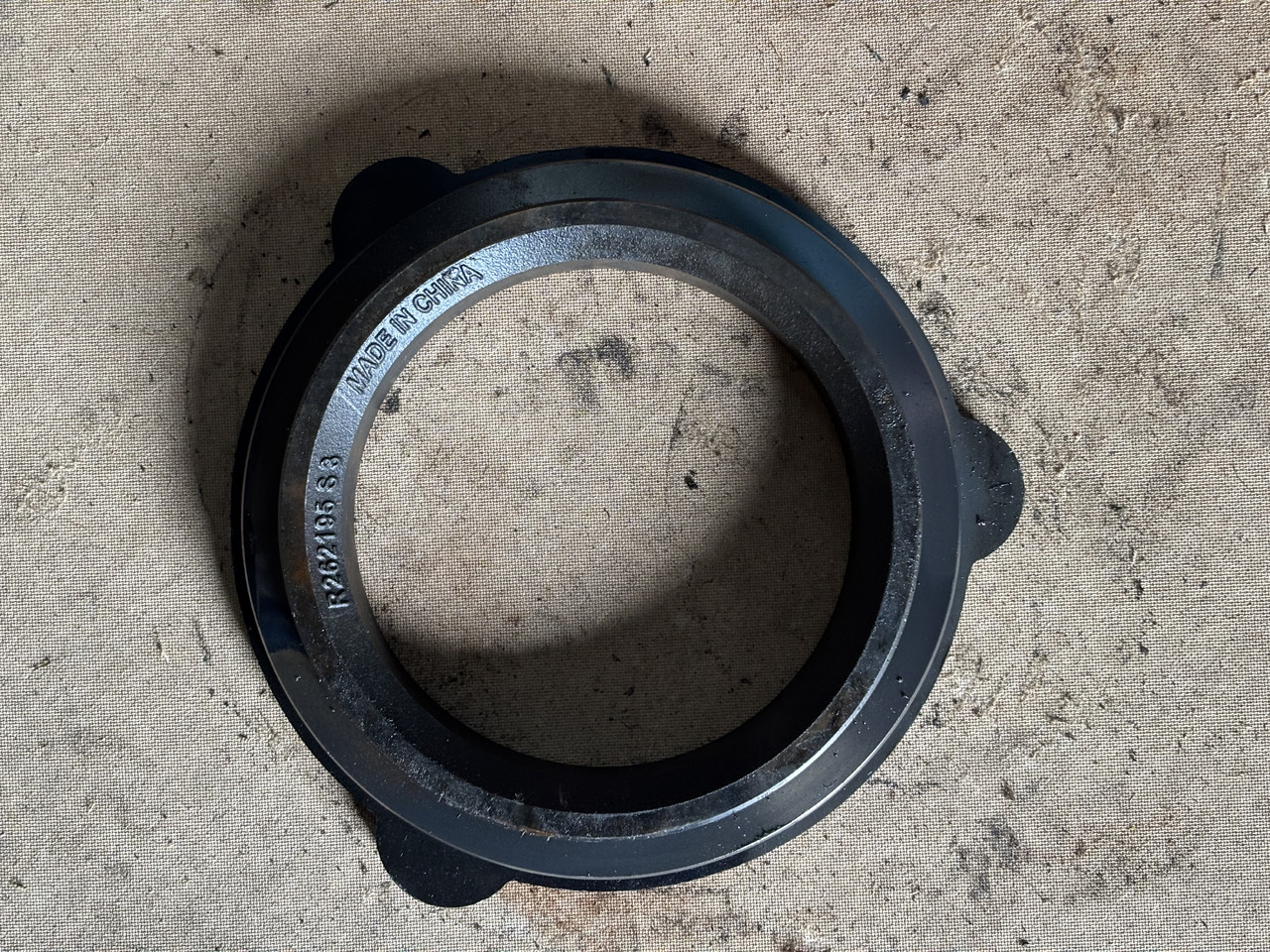 John Deere 6830 6930 Docisk Hamulca Płytka R262195 - Brake disc for Agricultural machinery: picture 1 John Deere 6830 6930 Docisk Hamulca Płytka R262195 - Brake disc for Agricultural machinery: picture 1