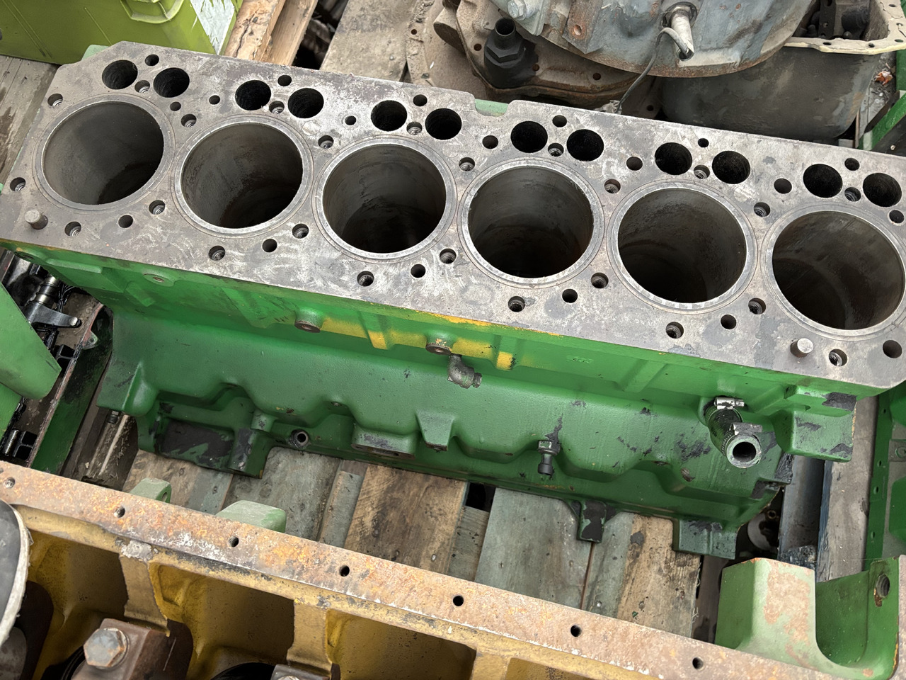 John Deere 6920S 6068HL474 6068 HL 474 Blok Silnika - Cylinder block for Agricultural machinery: picture 1 John Deere 6920S 6068HL474 6068 HL 474 Blok Silnika - Cylinder block for Agricultural machinery: picture 1