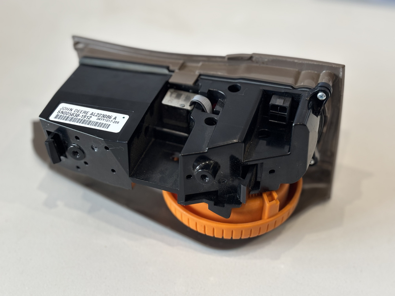 John Deere 6R 6xxx Sterownik Regulator Pokrętło Sterowania Prędkością Silnika AL223086 - Electrical system for Agricultural machinery: picture 4 John Deere 6R 6xxx Sterownik Regulator Pokrętło Sterowania Prędkością Silnika AL223086 - Electrical system for Agricultural machinery: picture 4