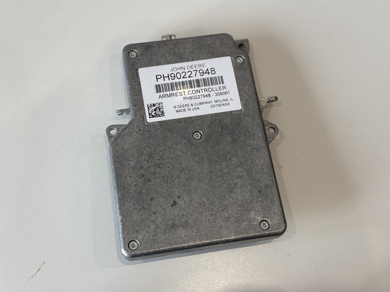 John Deere 6R 7M 6xxx Sterownik Jednostka Sterująca Moduł ACU PH90227948 - ECU for Agricultural machinery: picture 1 John Deere 6R 7M 6xxx Sterownik Jednostka Sterująca Moduł ACU PH90227948 - ECU for Agricultural machinery: picture 1