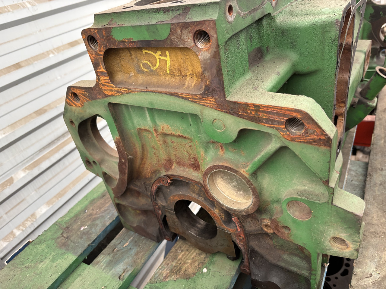 John Deere 7800 Blok Silnika 6076TRW30 6076 TRW 30 R122736 R122737 R122738 - Cylinder block for Agricultural machinery: picture 3 John Deere 7800 Blok Silnika 6076TRW30 6076 TRW 30 R122736 R122737 R122738 - Cylinder block for Agricultural machinery: picture 3