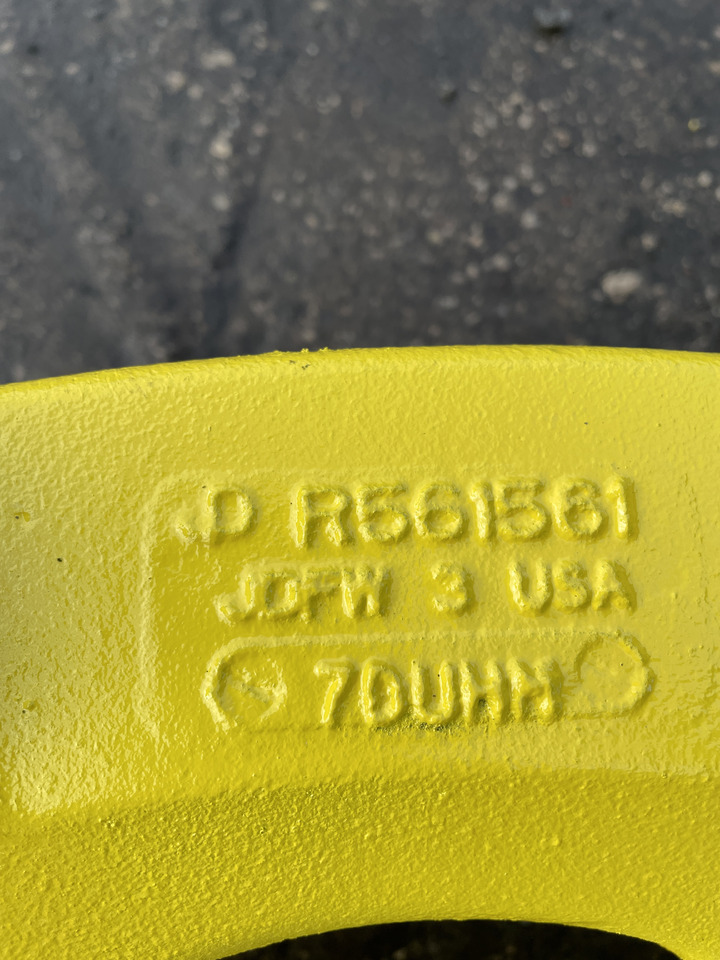 John Deere 8345R - koło felga gwiazda - Rim for Agricultural machinery: picture 3 John Deere 8345R - koło felga gwiazda - Rim for Agricultural machinery: picture 3