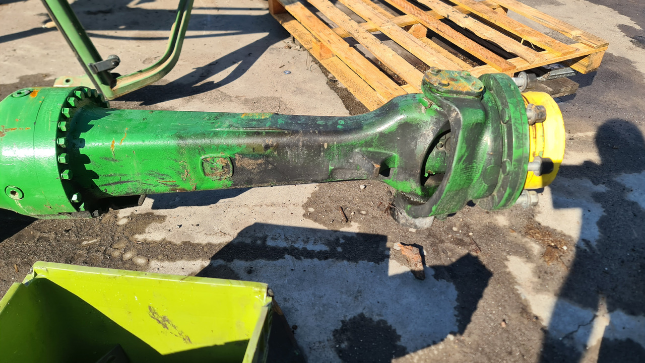 John Deere 8600 Obudowa Lewa Osi Tylnej Mostu Tylnego HXE94529   HXE108807 - Axle and parts for Agricultural machinery: picture 3 John Deere 8600 Obudowa Lewa Osi Tylnej Mostu Tylnego HXE94529   HXE108807 - Axle and parts for Agricultural machinery: picture 3