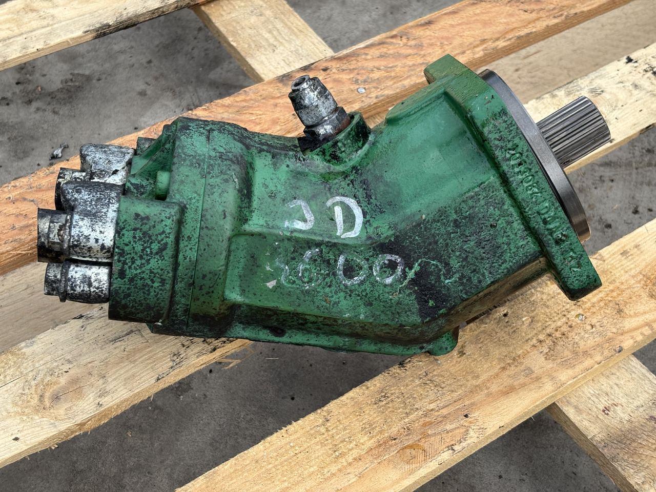 John Deere 8600 Silnik Hydrauliczny - Hydraulic motor for Agricultural machinery: picture 1 John Deere 8600 Silnik Hydrauliczny - Hydraulic motor for Agricultural machinery: picture 1