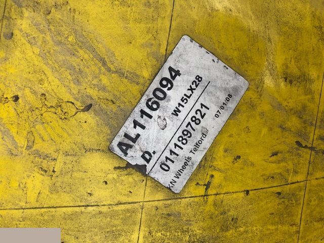 John Deere - Felga 15x28 - Rim for Agricultural machinery: picture 3 John Deere - Felga 15x28 - Rim for Agricultural machinery: picture 3