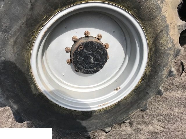 John Deere - Felga 16x30 - Rim for Agricultural machinery: picture 1 John Deere - Felga 16x30 - Rim for Agricultural machinery: picture 1