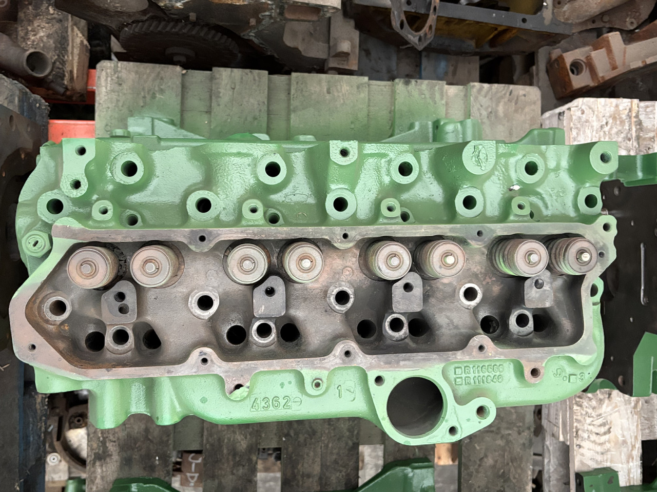John Deere R121868 4039TL-006 4039TL 006 Blok Silnika R116569 R111949 Cylinder - Cylinder block for Agricultural machinery: picture 4 John Deere R121868 4039TL-006 4039TL 006 Blok Silnika R116569 R111949 Cylinder - Cylinder block for Agricultural machinery: picture 4