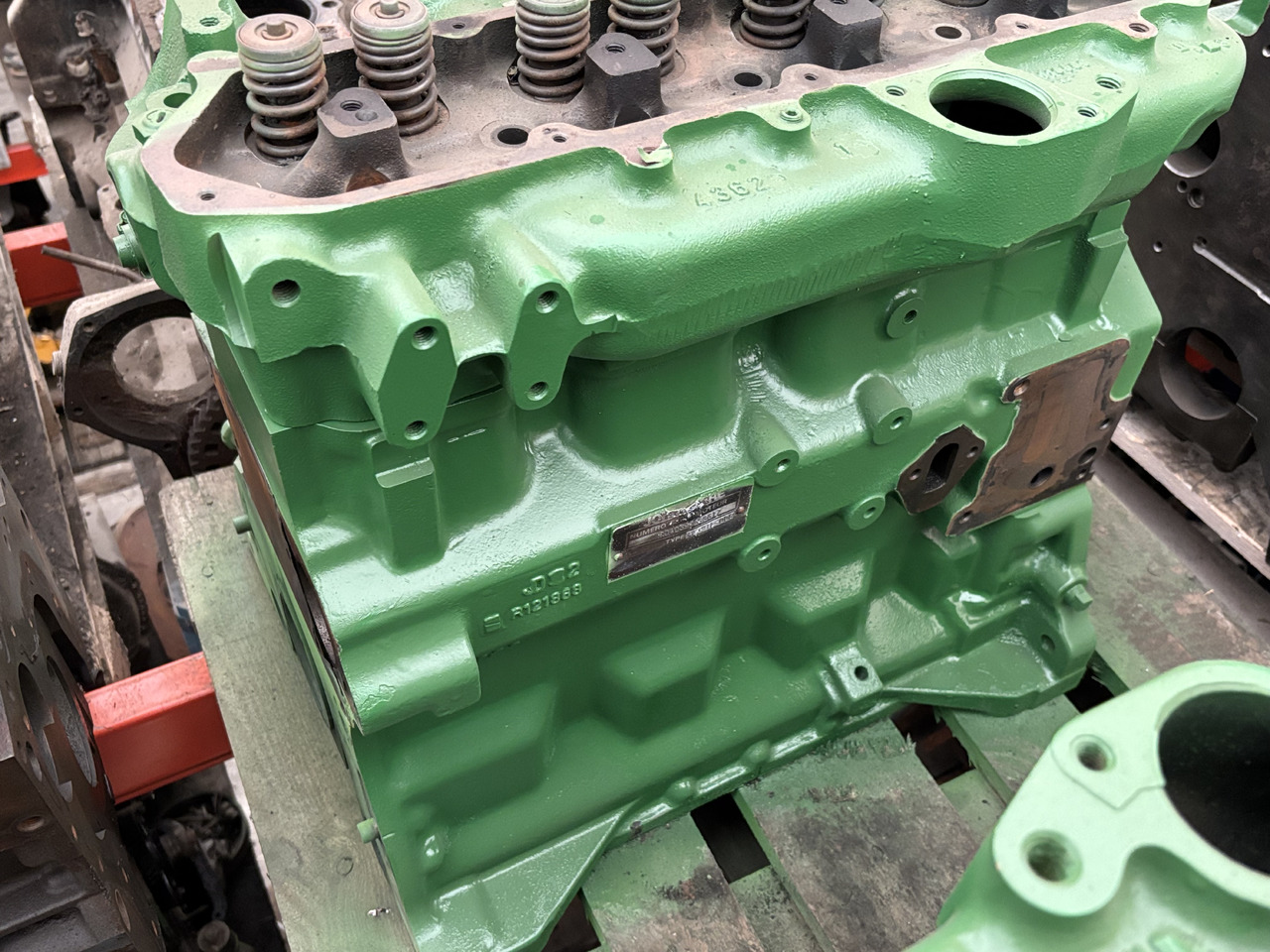 John Deere R121868 4039TL-006 4039TL 006 Blok Silnika R116569 R111949 Cylinder - Cylinder block for Agricultural machinery: picture 1 John Deere R121868 4039TL-006 4039TL 006 Blok Silnika R116569 R111949 Cylinder - Cylinder block for Agricultural machinery: picture 1