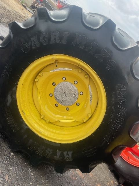 John deere Felga 15x24 - Rim for Agricultural machinery: picture 2 John deere Felga 15x24 - Rim for Agricultural machinery: picture 2