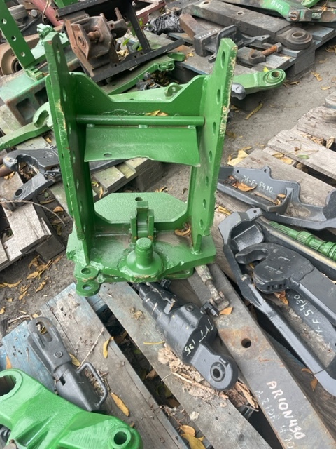 John deere zaczep pitonfix prowadnica szyna zaczepowa - Frame/ Chassis for Agricultural machinery: picture 1 John deere zaczep pitonfix prowadnica szyna zaczepowa - Frame/ Chassis for Agricultural machinery: picture 1
