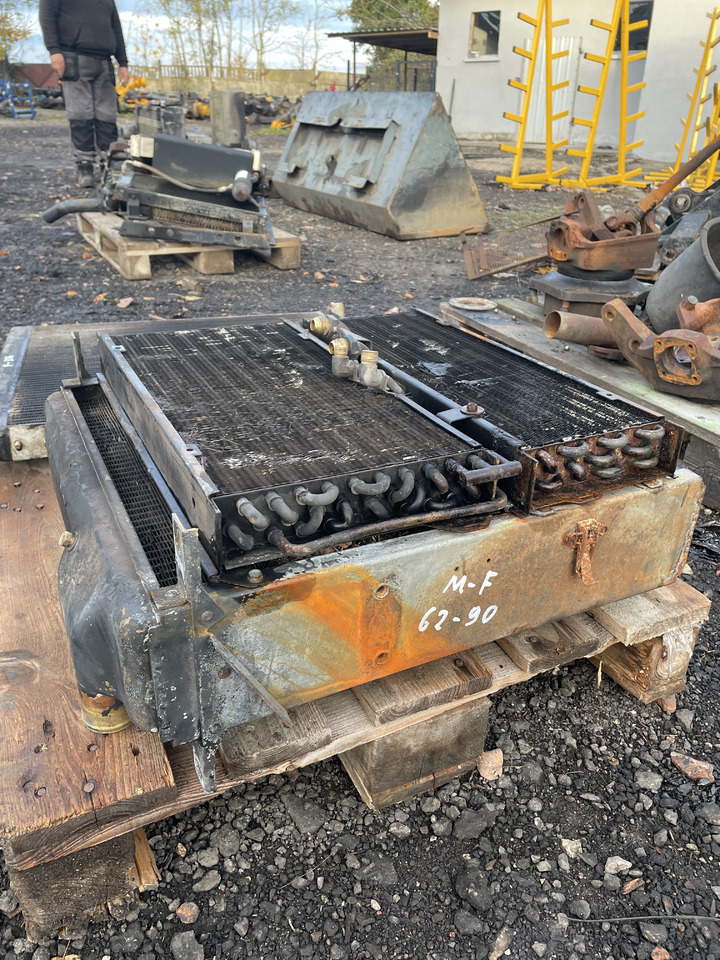 Massey Fergusson 6290 - chłodnica 3778074M91 - Radiator for Agricultural machinery: picture 1 Massey Fergusson 6290 - chłodnica 3778074M91 - Radiator for Agricultural machinery: picture 1