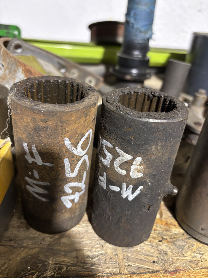 Massey Fergusson 7256 - mufa - Muffler: picture 1 Massey Fergusson 7256 - mufa - Muffler: picture 1