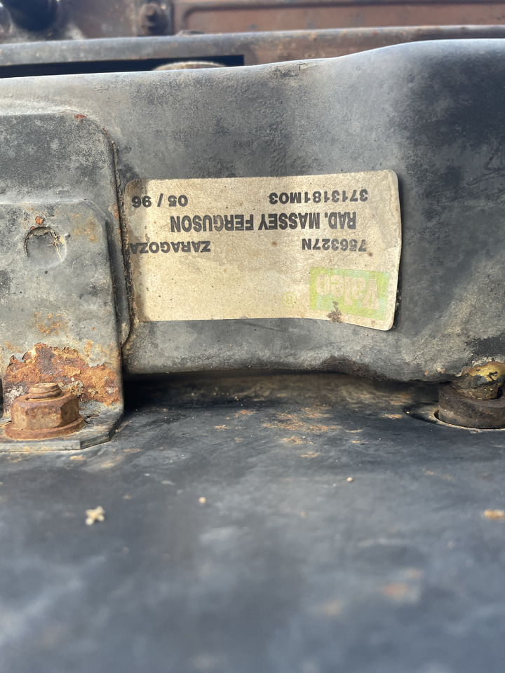 Massey Fergusson 8140 8159 8160 - chłodnica 3713181M03 - Radiator for Agricultural machinery: picture 3 Massey Fergusson 8140 8159 8160 - chłodnica 3713181M03 - Radiator for Agricultural machinery: picture 3