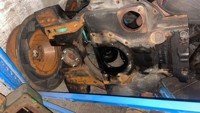 Massey ferguson 8650-8690 , Valtra S243-s373 Obudowa koła zamachowego - Flywheel for Agricultural machinery: picture 5 Massey ferguson 8650-8690 , Valtra S243-s373 Obudowa koła zamachowego - Flywheel for Agricultural machinery: picture 5