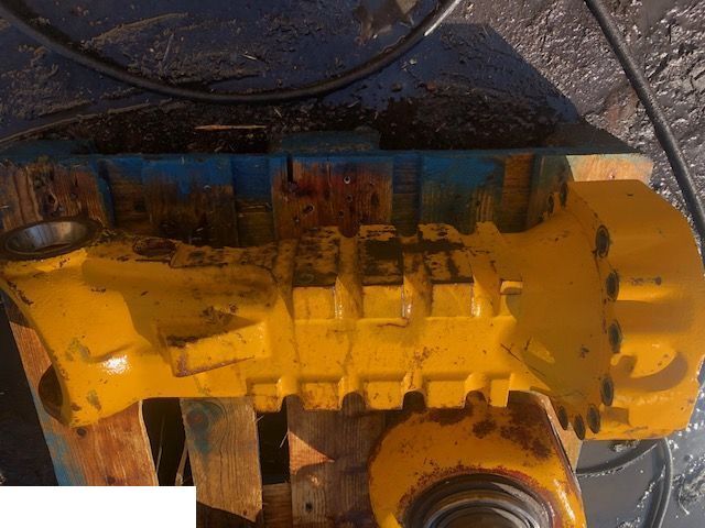 Matbro TS 280 Caterpillar TH Clark Hurth - Obudowa Mostu - Axle and parts for Agricultural machinery: picture 3 Matbro TS 280 Caterpillar TH Clark Hurth - Obudowa Mostu - Axle and parts for Agricultural machinery: picture 3