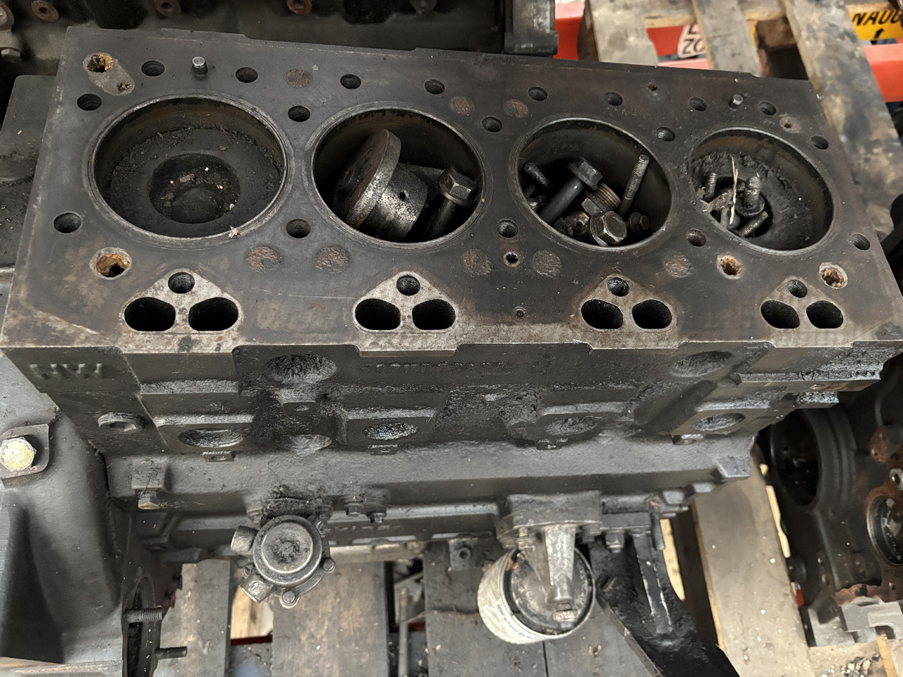 Perkins 1996/2400 Silnik Blok Miska Olejowa Wał korbowy - Crankshaft for Agricultural machinery: picture 5 Perkins 1996/2400 Silnik Blok Miska Olejowa Wał korbowy - Crankshaft for Agricultural machinery: picture 5