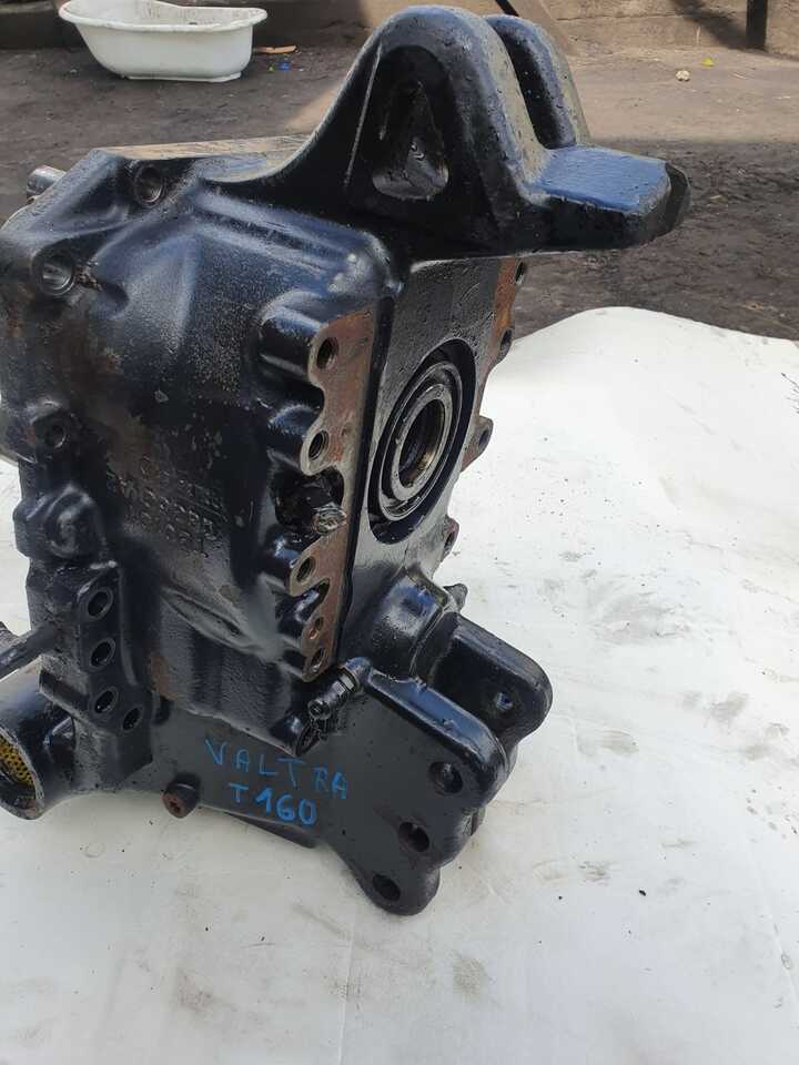 Valtra T150 - Zwolnica - Zwrotnica - Półoś - Skrzynia - Silnik - Siłowniki - Tylny WOM - Steering knuckle for Agricultural machinery: picture 5 Valtra T150 - Zwolnica - Zwrotnica - Półoś - Skrzynia - Silnik - Siłowniki - Tylny WOM - Steering knuckle for Agricultural machinery: picture 5