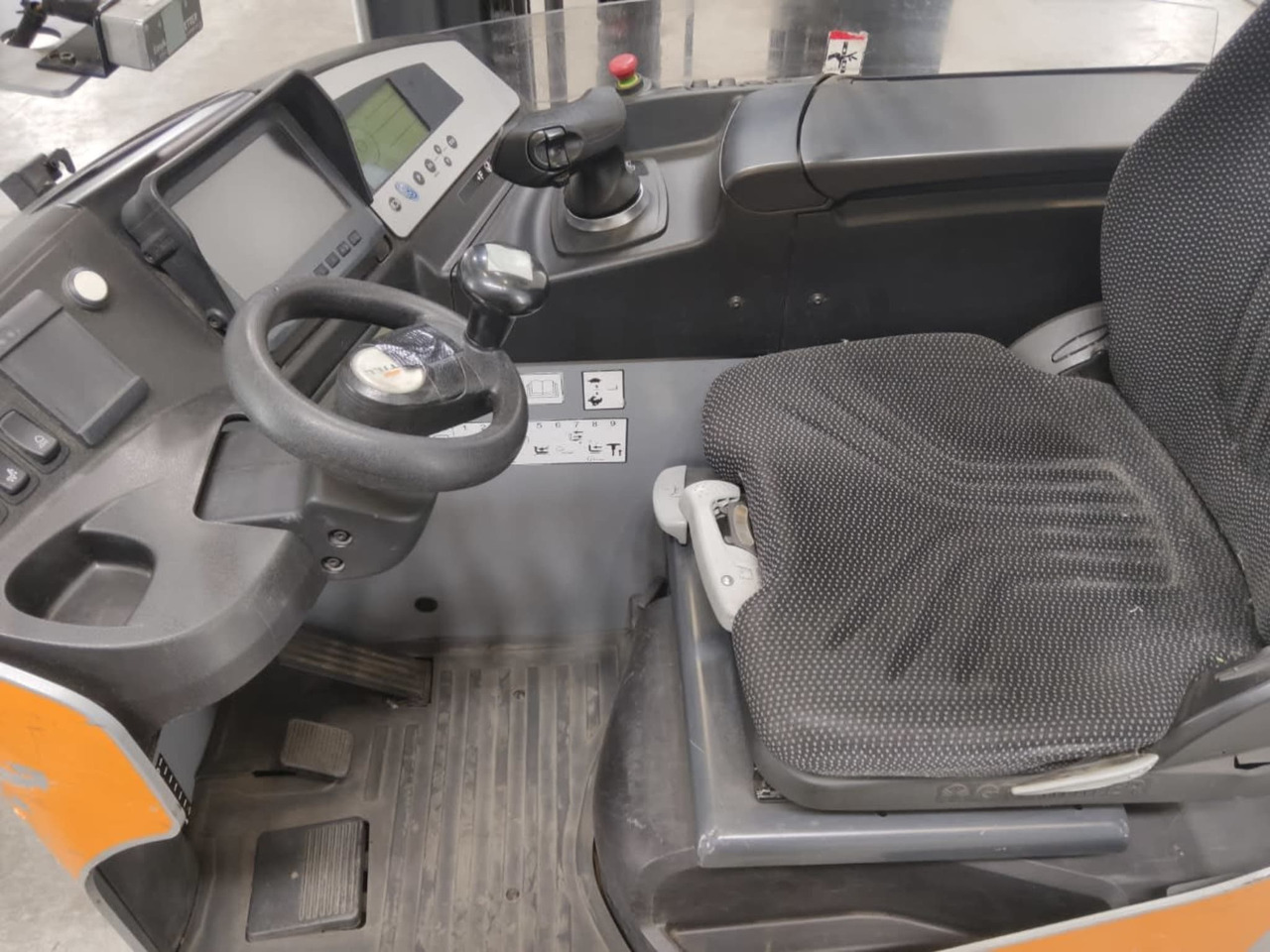 STILL FM-X17 - Reach truck: picture 4 STILL FM-X17 - Reach truck: picture 4