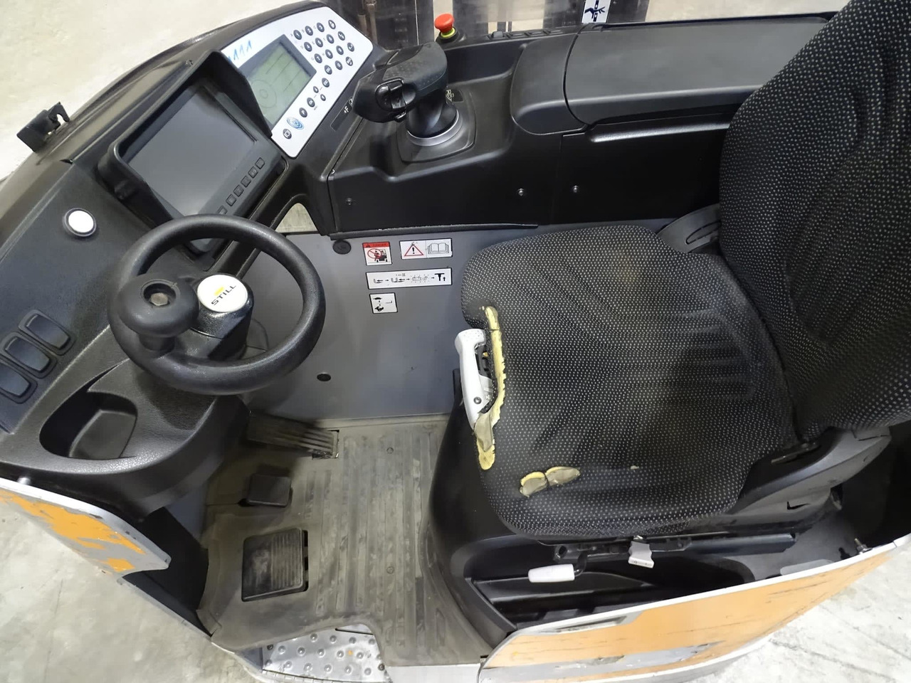 STILL FM-X17 - Reach truck: picture 4 STILL FM-X17 - Reach truck: picture 4