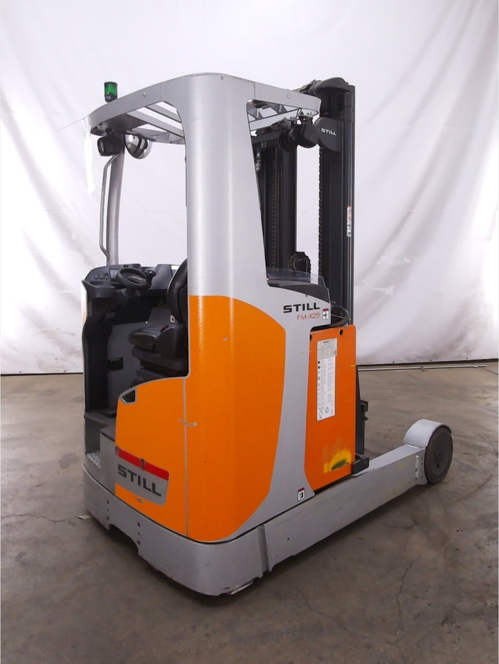 STILL FM-X25 - Reach truck: picture 4 STILL FM-X25 - Reach truck: picture 4