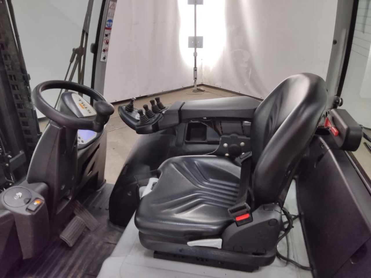 STILL RX20-18 - Electric forklift: picture 4 STILL RX20-18 - Electric forklift: picture 4