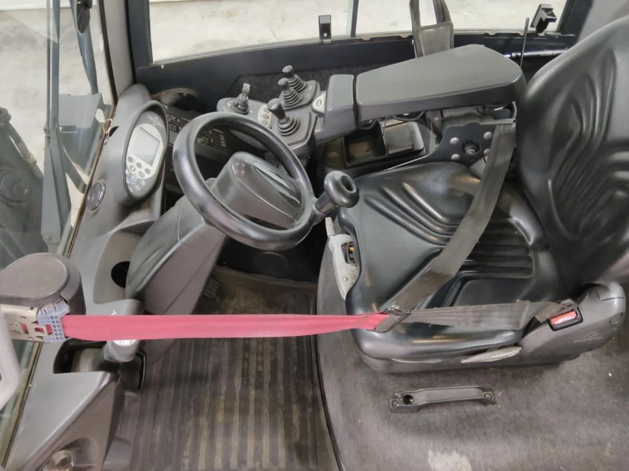 STILL RX70-20/600T - Diesel forklift: picture 4 STILL RX70-20/600T - Diesel forklift: picture 4