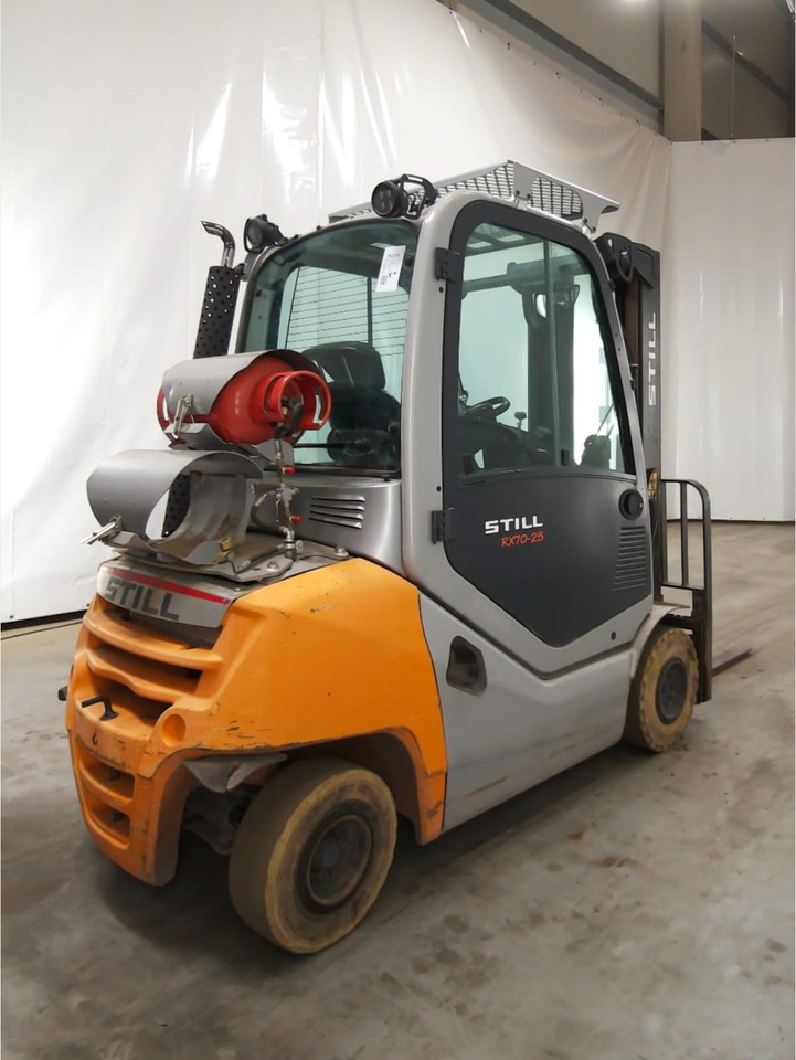 STILL RX70-25T - LPG forklift: picture 3 STILL RX70-25T - LPG forklift: picture 3