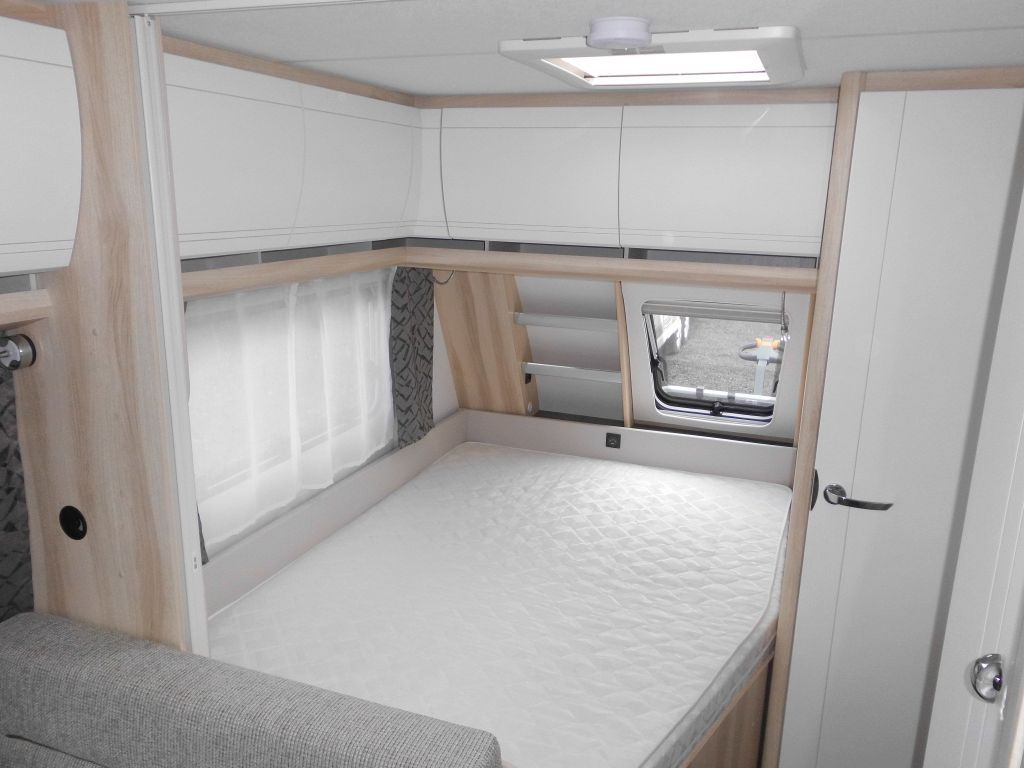 Caravan Hobby De Luxe 400 SFe 1500kg., Fahrradträger: picture 12 Caravan Hobby De Luxe 400 SFe 1500kg., Fahrradträger: picture 12